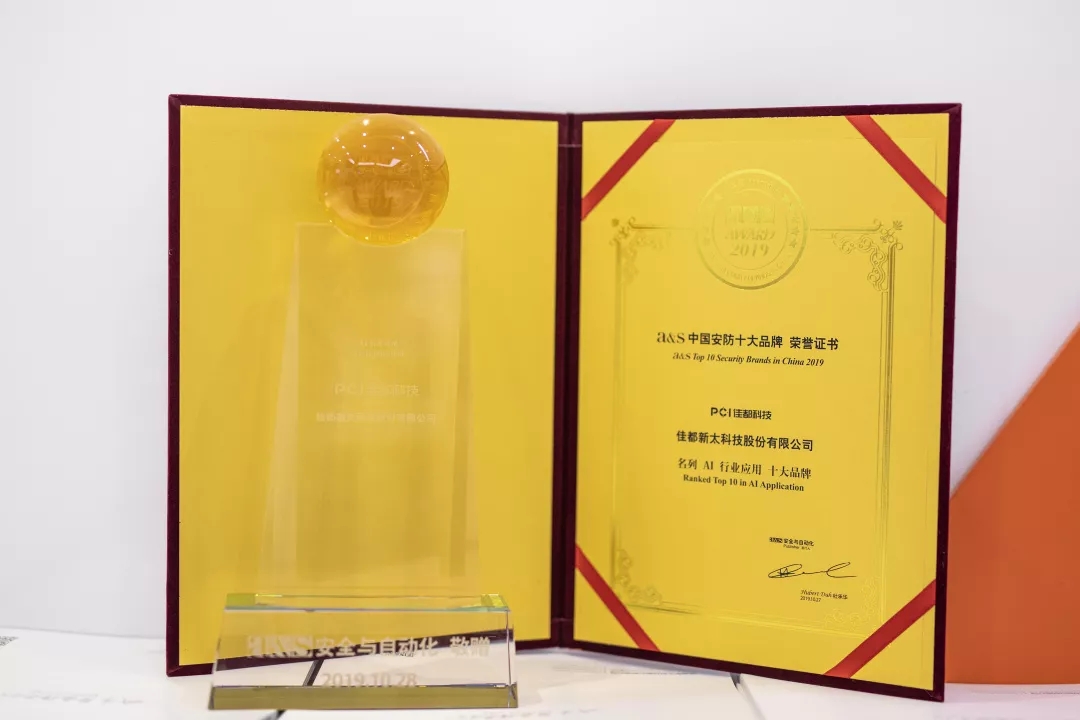 1573461186789633.jpg 640.webp (1).jpg